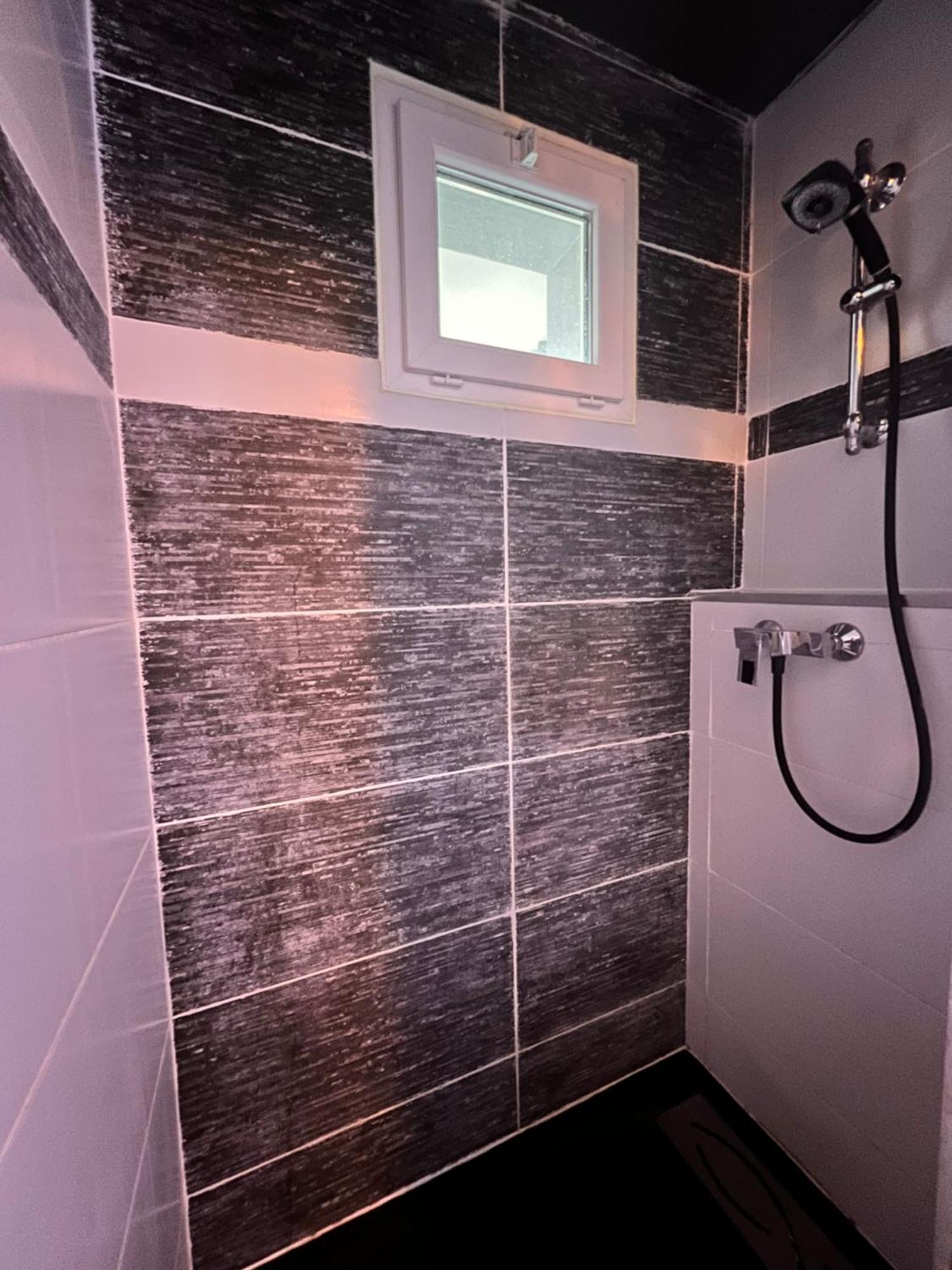 Appartement, 3 Chambres, Vue Panoramique, Parking, Acces Ville Brignoles Luaran gambar
